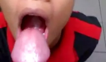 黒人男性ねじ込み鶏の長さの二つの白い売春婦 女性 用 av アニメ