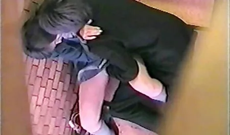 Svetochkaは最初の人でカメラの前で鶏を飲み込む 女性 向け sex アニメ