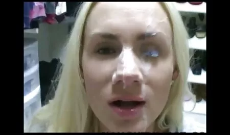 男は狂気マッサージ雄牛やってそれとともにすべての彼の裸の体 女性 エロ アニメ
